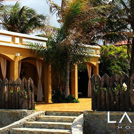 Lara Hotel Акирас Экстерьер фото